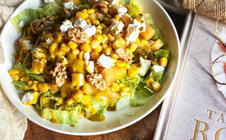 Music & Mountains – Greater Kailash 1 – 4.7 Rating – ₹2800 approx for two, exclusive of alcohol and taxes – Hillside Cafe & Cocktail Garden