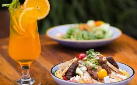 Rustique Cafe & Bar – Adchini – 4.3 Rating – ₹2200 approx for two, exclusive of alcohol and taxes – Rustic Outdoor Cafe & Bar