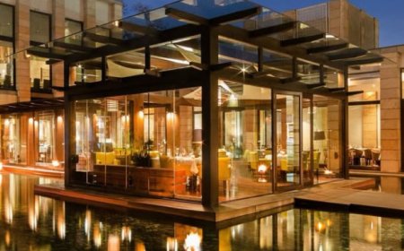 Indian Accent – Lodhi Road – 4.8 Rating – ₹8000 approx for two, exclusive of alcohol and taxes – Michelin-Starred Modern Indian Fine Dining
