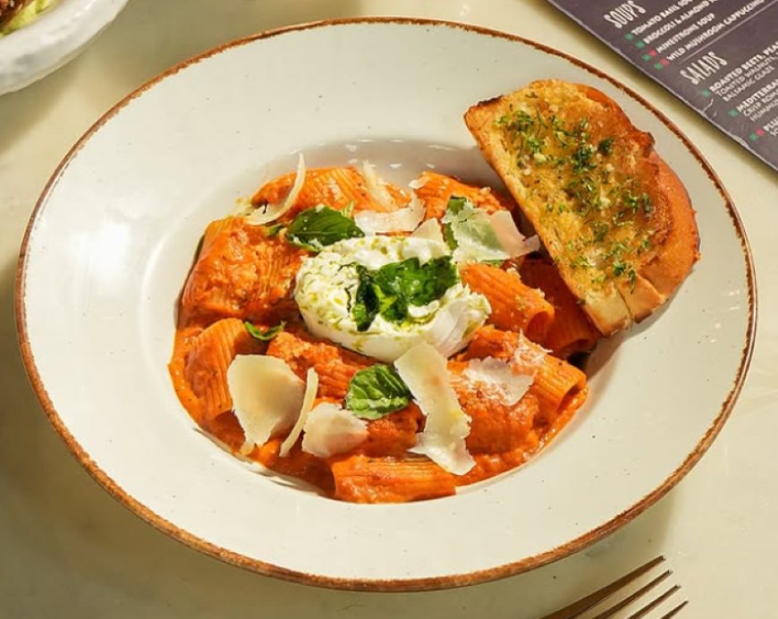 Plum Coffee & Cocktails – Connaught Place – 4.5 Rating – ₹2000 approx for two, exclusive of alcohol & taxes – Chic All-Day Lounge & Bar in New Delhi