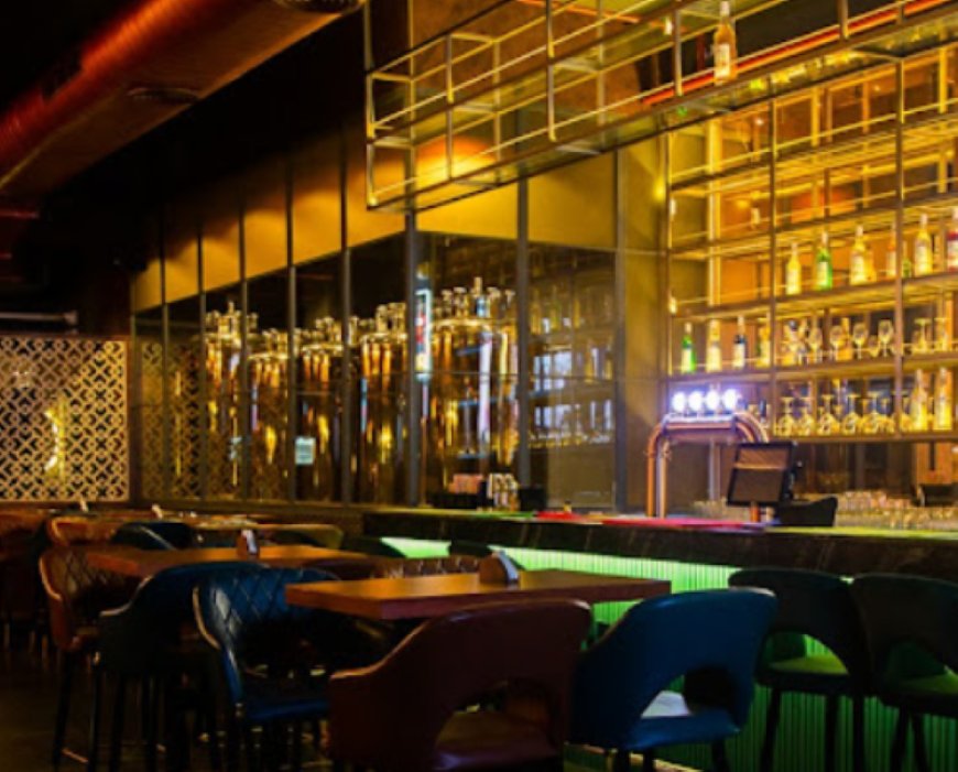 21 Shots - Skybar & Brewery – Sector 56, Gurgaon – 4.2 Rating – ₹3000 approx for two, exclusive of taxes – Rooftop Microbrewery & Multicuisine Bar with Live Entertainment in Gurugram