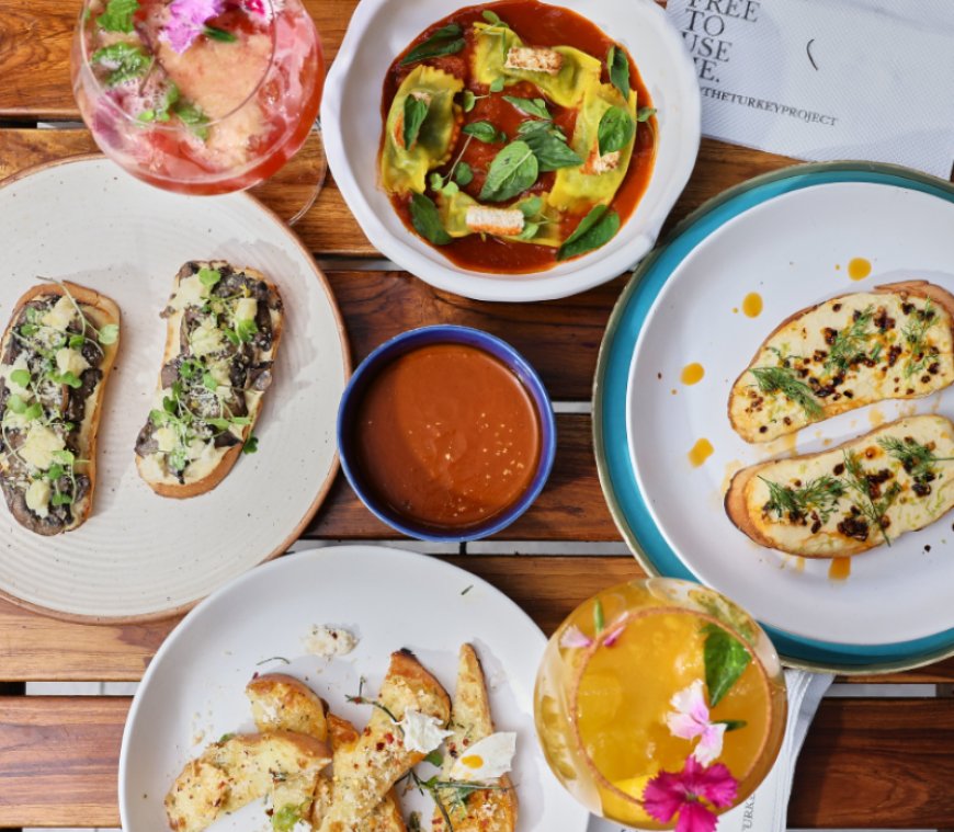 The Turkey Project – Defence Colony – 4.5 Rating – ₹1700 approx for two, exclusive of taxes – Cozy Italian-American Pizzeria & Sangria Bar in New Delhi