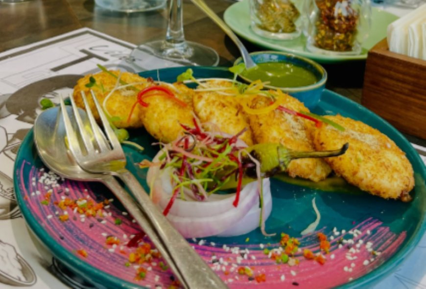 The Grill House – Amrapali Golf Homes Noida – 4.4 Rating – ₹2400 approx for two, exclusive of taxes – Vibrant Multi-Cuisine Casual Dining with Full Bar & Live Music at Galaxy Blue Sapphire Plaza, Noida