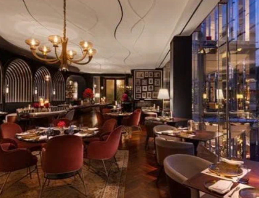 ThreeSixtyOne Degrees – The Oberoi Gurgaon – 4.5 Rating – ₹6000 approx for two, exclusive of taxes – Luxury All-Day Multi-Cuisine Fine Dining with Live Stations & Lake Views at The Oberoi Hotel, Gurugram
