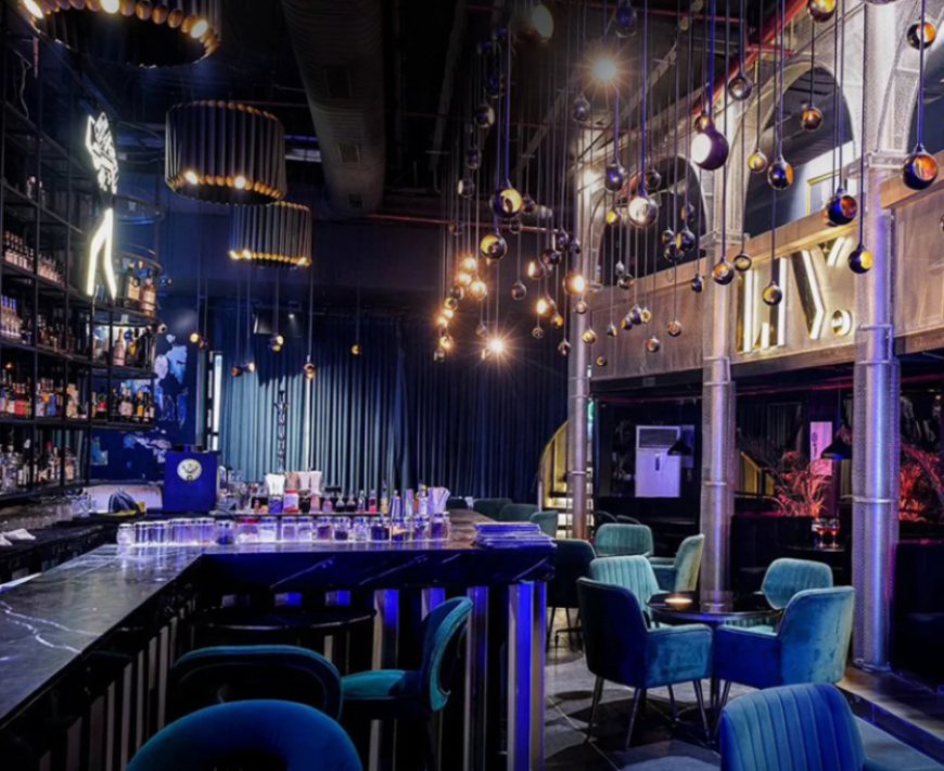Liv Bar – Aerocity – 4.3 Rating – ₹3500 approx for two, exclusive of taxes – Premium Lounge Bar with Craft Cocktails & Global Bites at Worldmark Aerocity, New Delhi